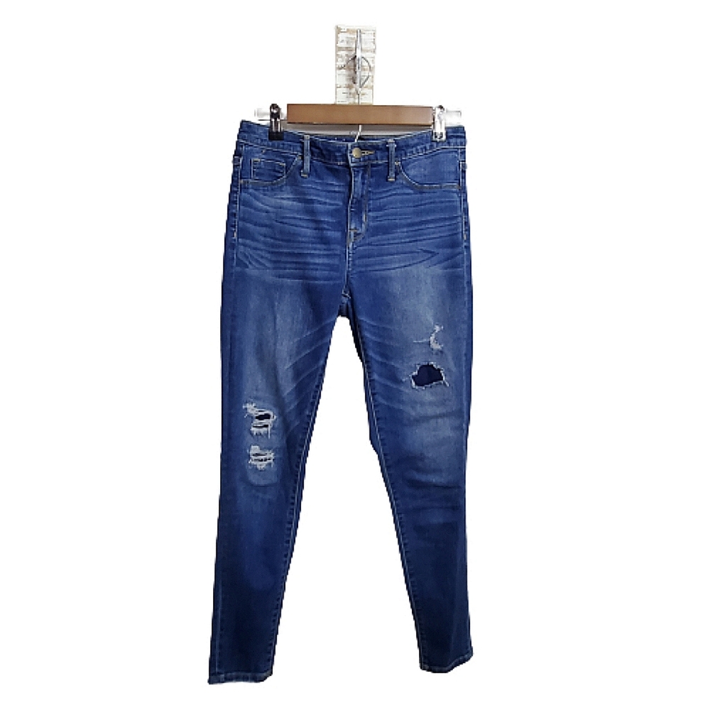 Massimo Distressed High Rise Jegging Sz. 6/28R